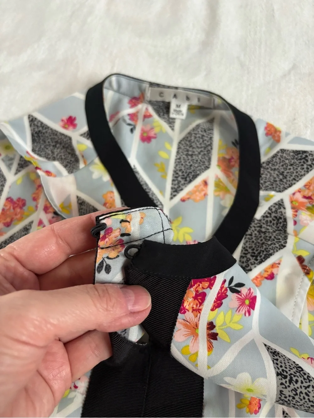 Cabi Grosgrain Blouse 249 Sleeveless Geometric Floral Print Tank Top Medium M